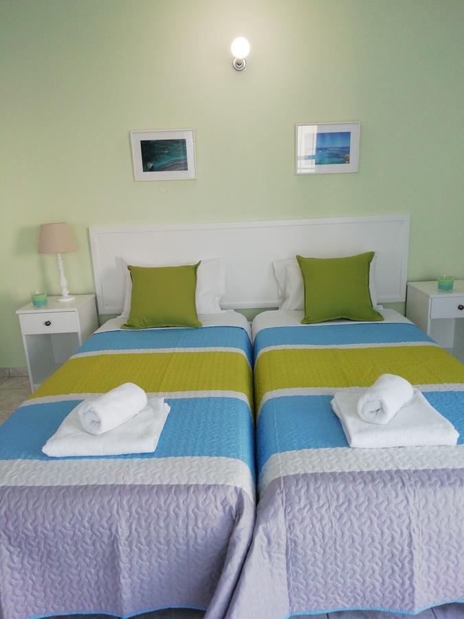 Ocean Blue Apartments Paphos ภายนอก รูปภาพ